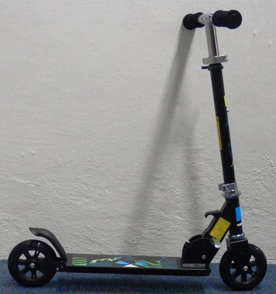 Toy scooter