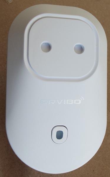 Remote-controlled socket
