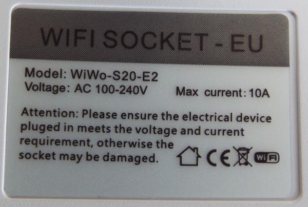 Remote-controlled socket