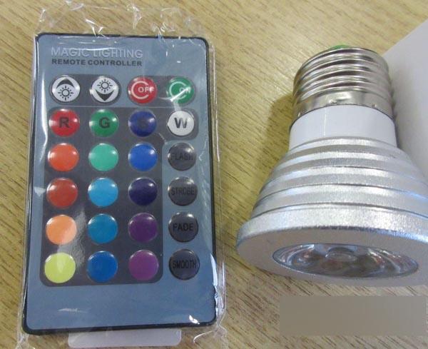 LED bulb and remote control