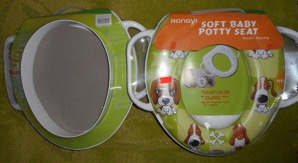 Children's plastic toilet seat