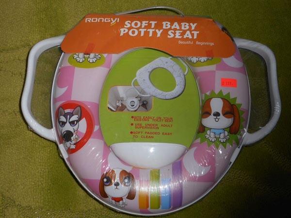 Children's plastic toilet seat