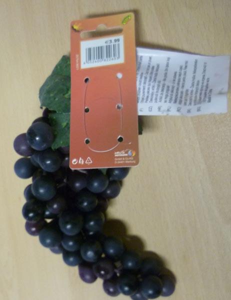 Decorative bunch of grapes