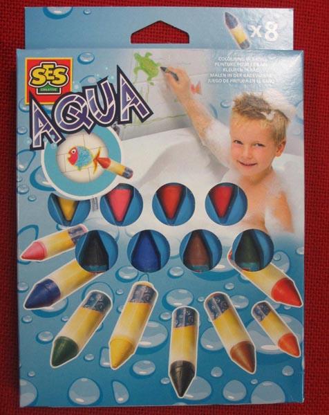 Bath colouring crayons