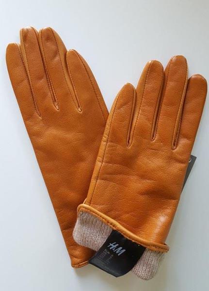 Leather gloves