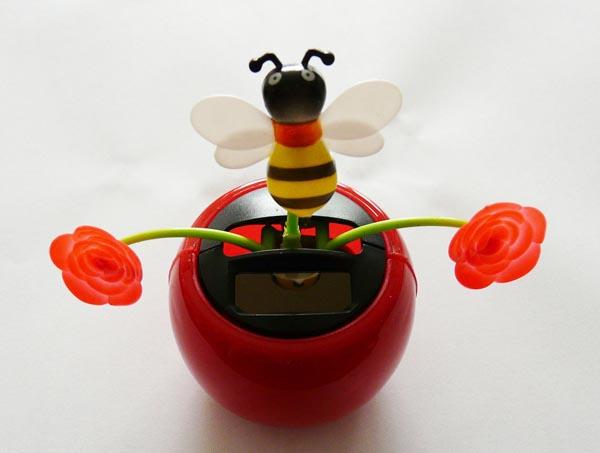 Plastic flower