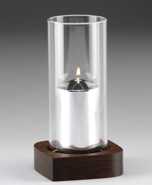 Decorative oil lamp