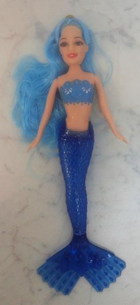 Plastic doll set