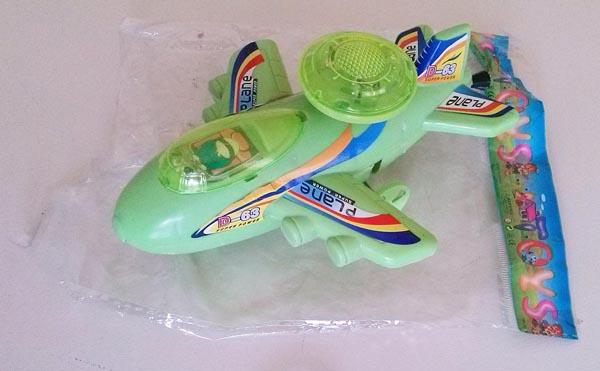Plastic aeroplane