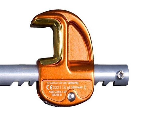 Anchorage clamp for steel girders