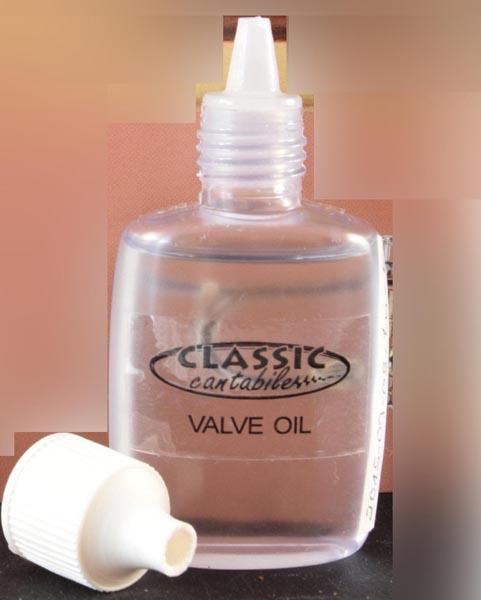 Trumpet cleaning kit with valve oil