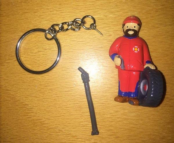 Key-ring with play figure