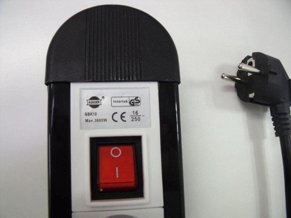 Mains extension lead