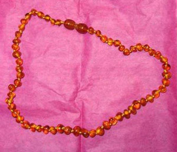 Amber jewellery for children