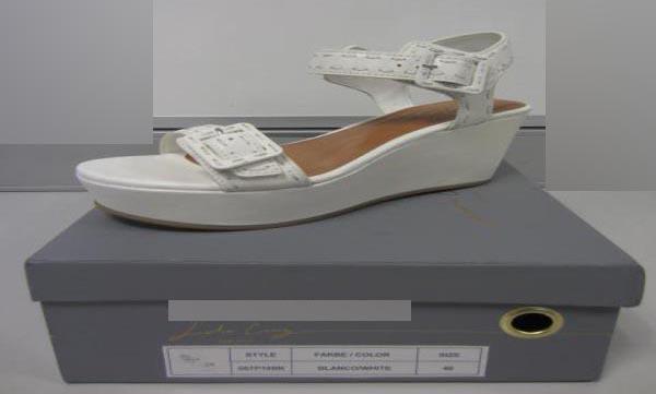 Ladies' sandals
