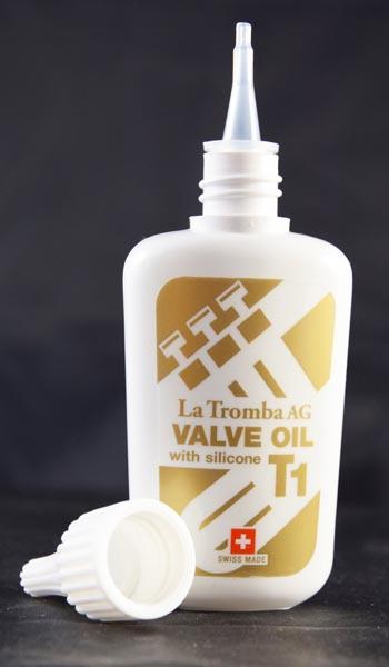 Valve oil for musical instruments