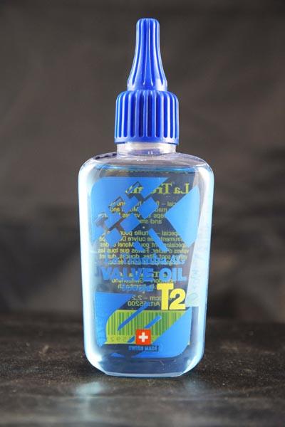 Valve oil for musical instruments