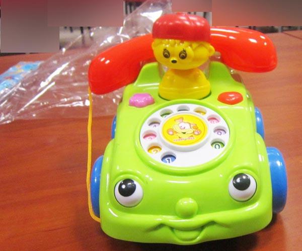 Pull-along toy telephone