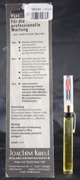 Valve oil for musical instruments