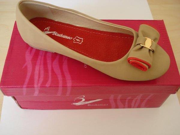 Girls' shoes