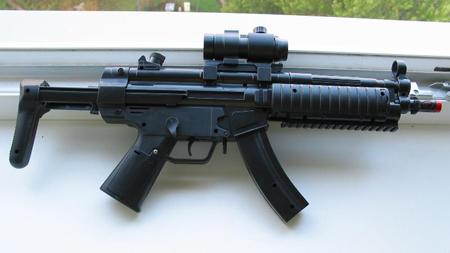 Toy gun with laser B/O Guns Model Series