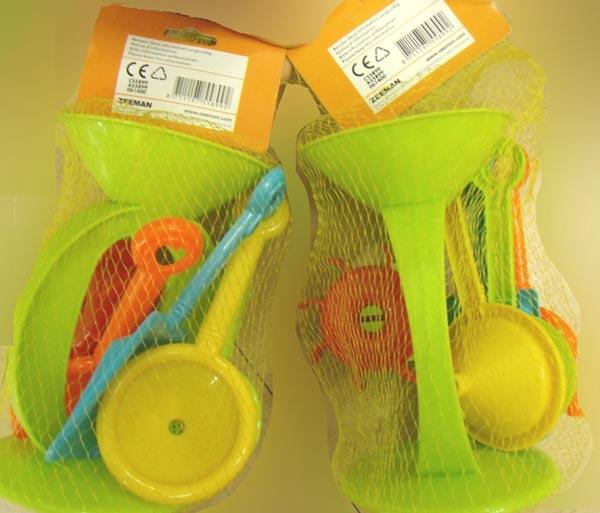 Beach toy set