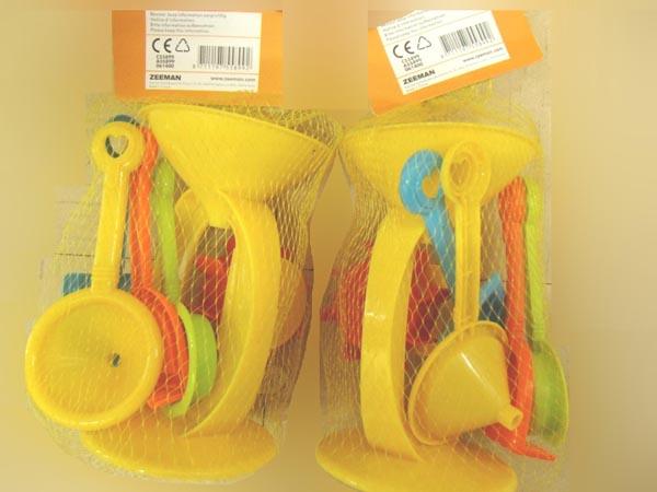 Beach toy set