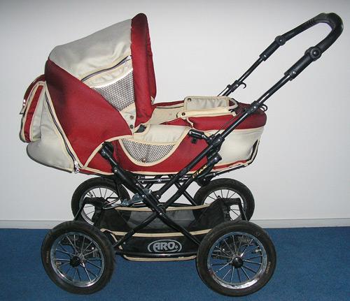 Wheeled child conveyance – 'Max'