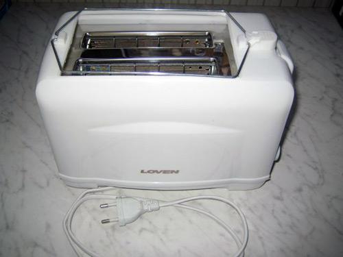 2-slice toaster