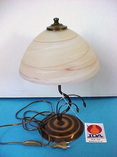 Desk lamp (portable luminaire)