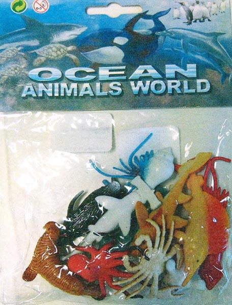 Set of plastic animal figures