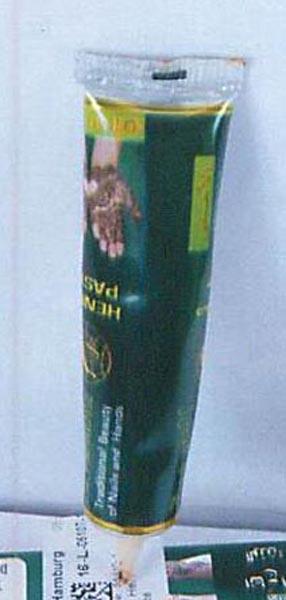 Henna body colour