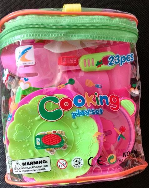 Toy cooking set