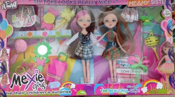 Plastic dolls