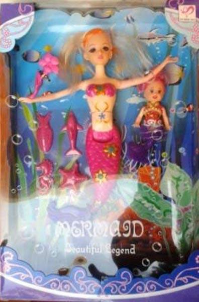 Plastic doll set