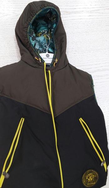 Sleeveless boys' jacket