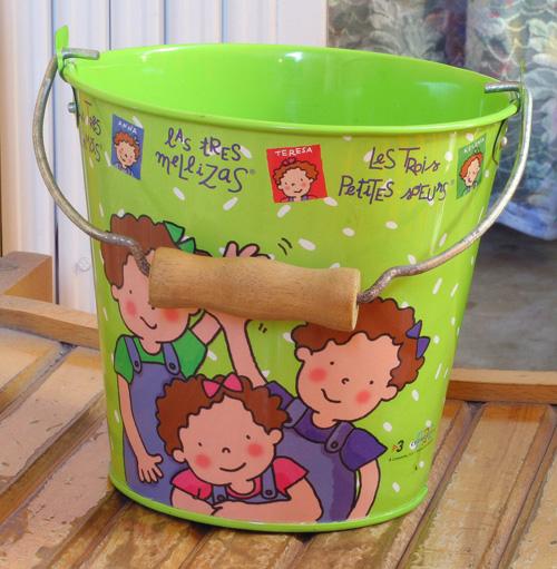 Metal bucket – 'The Triplets' bucket gift set