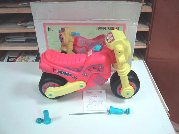 Toy motorcycle