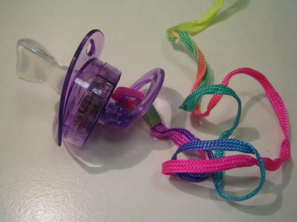 Plastic soother – Hot Flashing Pacifier