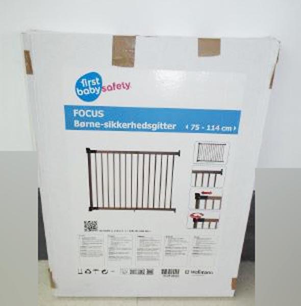 Child's safety gate