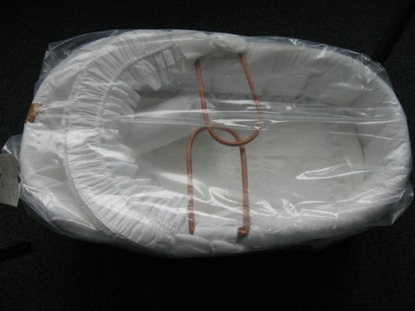 Wicker carrycot