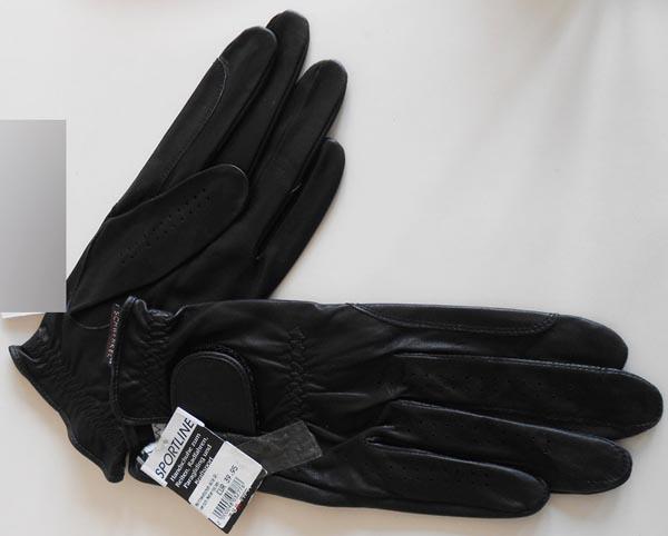 Sports gloves