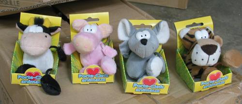 Key ring in the form of a stuffed fabric soft toy animal (tiger, dog, mouse, cow or pig)