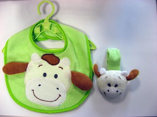 Bib and bracelet