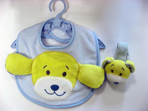 Bib and bracelet