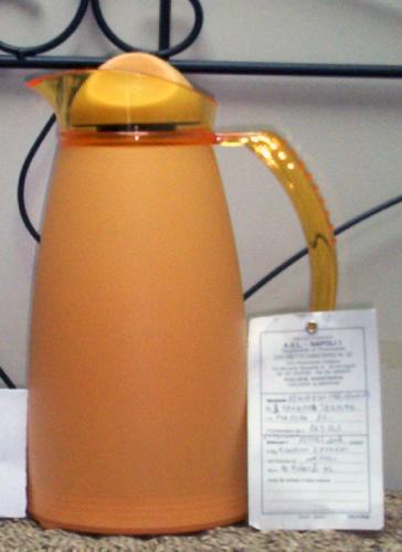 Thermos flasks and thermal jugs