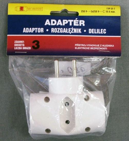 Plug-in three-way socket