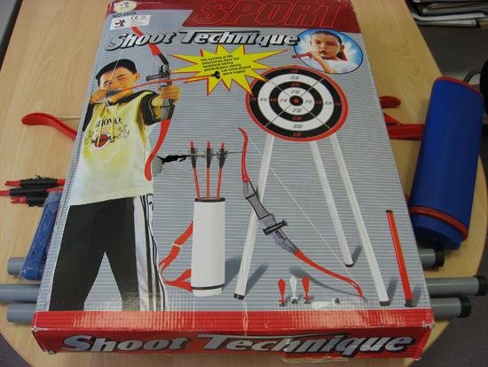 Bow with target set