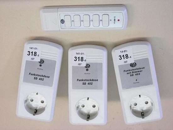 Remote control plug socket set