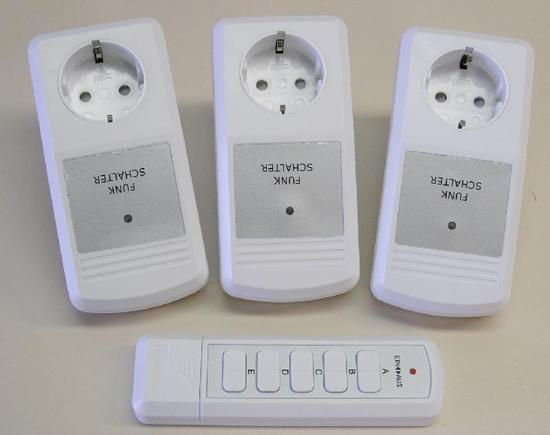 Remote-control plug socket, remote-control switch set.